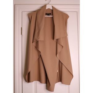 Sleeveless Wrap Shirt